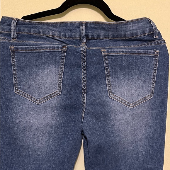 d. jeans Women's Classic Blue Skinny Jeans - Picture 5 of 5